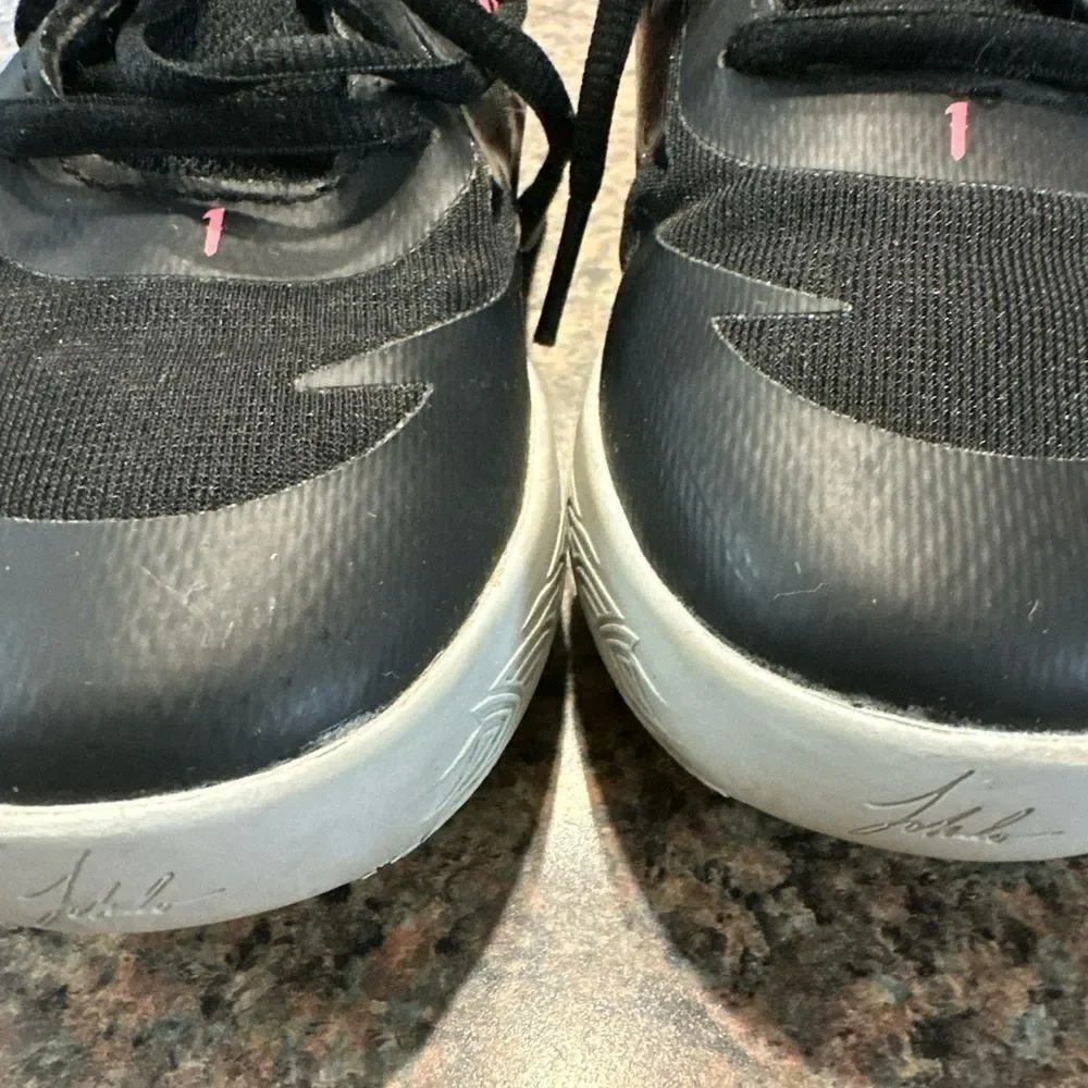 Puma unisex child’s basketball shoes size 2‎ EUC